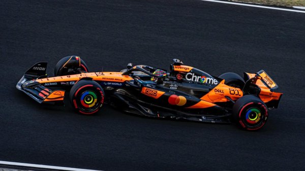 问鼎娱乐下载 2025F1中国大奖赛迈凯伦包揽1-2 法拉利双车DSQ